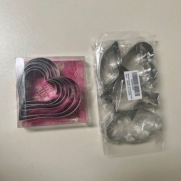 Valentine's Day Heart Cookie Cutter Set - 11 pcs - Picture 2 of 10